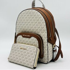 Michael Kors Signature Jaycee Duo NWT